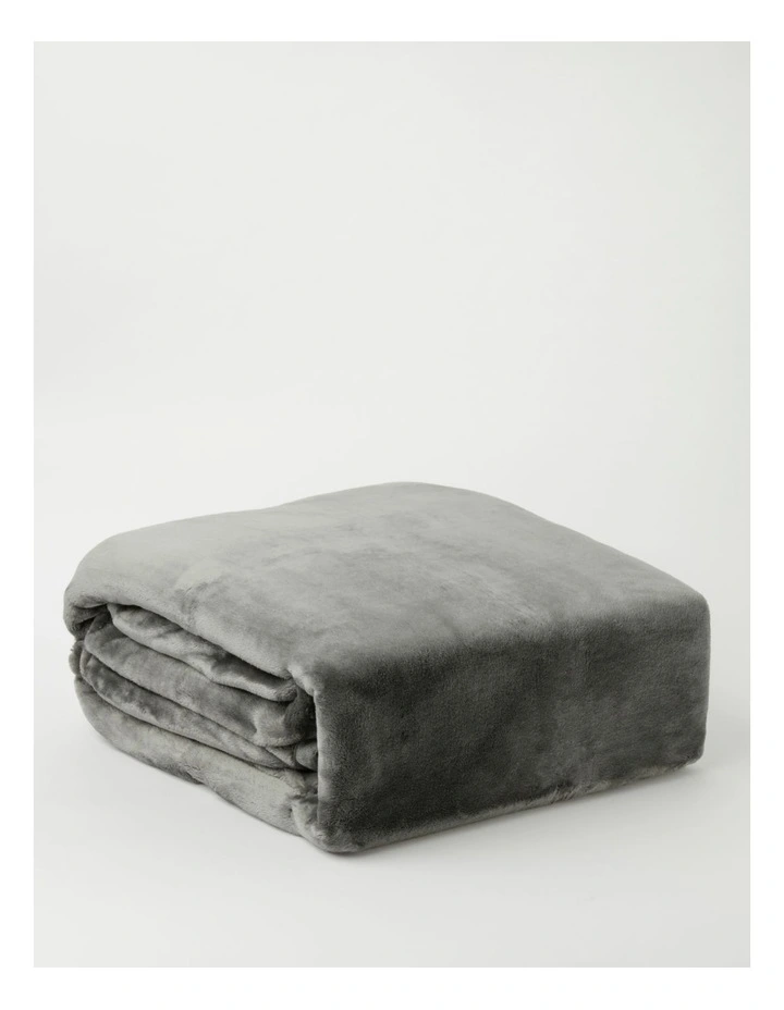 Heritage Faux Mink Blanket Charcoal 4 Heritage Faux Mink Blanket Charcoal - Image 2