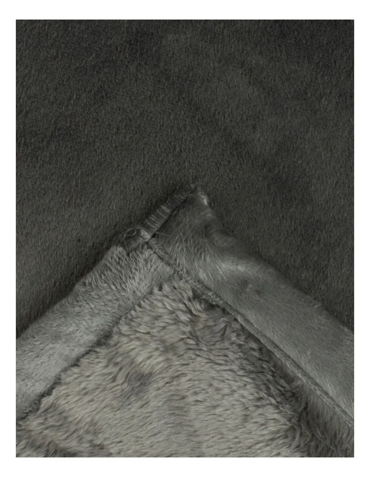 Heritage Faux Mink Blanket Charcoal 6 Heritage Faux Mink Blanket Charcoal - Image 4