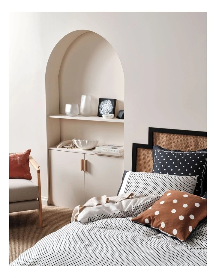 Linen House Vivienne Quilt Cover Set Black 4 Linen House Vivienne Quilt Cover Set Black - Image 2