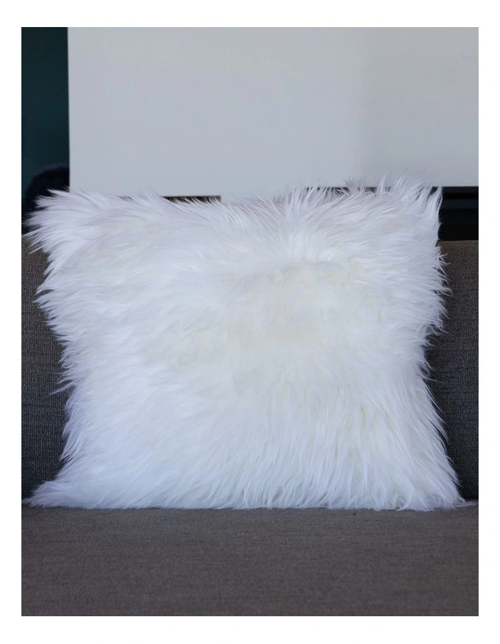 New Zealand Sheepskin Cushion Cover In Ivory 4 New Zealand Sheepskin Cushion Cover In Ivory - Image 2