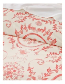 Heritage Rose Medallion Quilt Cover Set In Multi -Linen House Shop 907300630 3 720x928