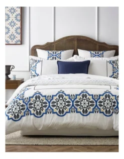 Heritage Giralda Quilt Cover Set In Indigo/White