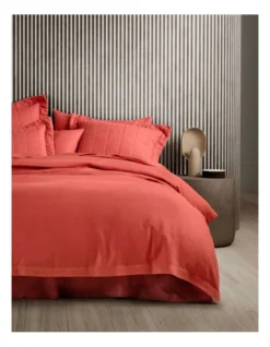 Abbotson Tailored Quilt Cover In Washed Red