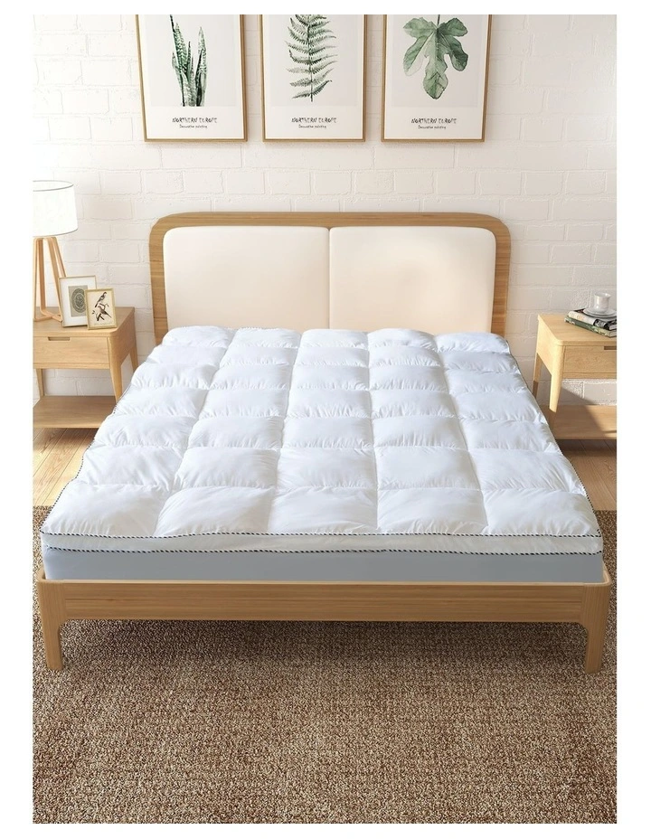 Luxury Bamboo Fabric Mattress Pad Topper Cover In White 4 Luxury Bamboo Fabric Mattress Pad Topper Cover In White - Image 2